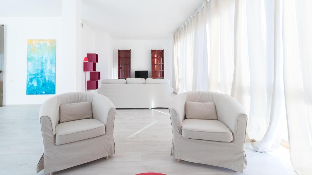 Italianway - Carducci 89 *